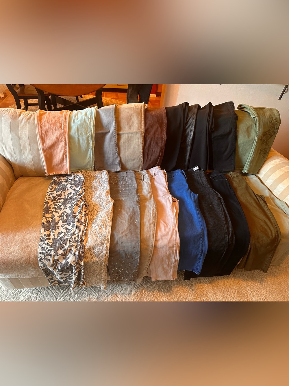 LOT DENIM JEANS 42 Pair of denim Jeans contemporary brands medium 6-10